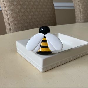 Striped Summer Bumble Bee Platter Decoration 🐝